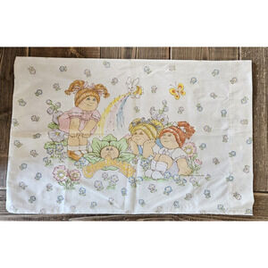 Vintage Cabbage Patch Kids Pillowcase 1983 Dolls Rainbow Flower Great Condition